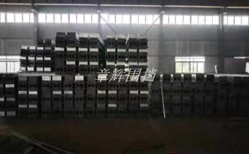 簡易圍擋的柱子和連接件需要特別注意什么問題？