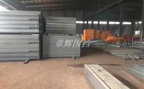 簡易圍擋在商業(yè)開發(fā)、住宅建設(shè)中的作用是什么？